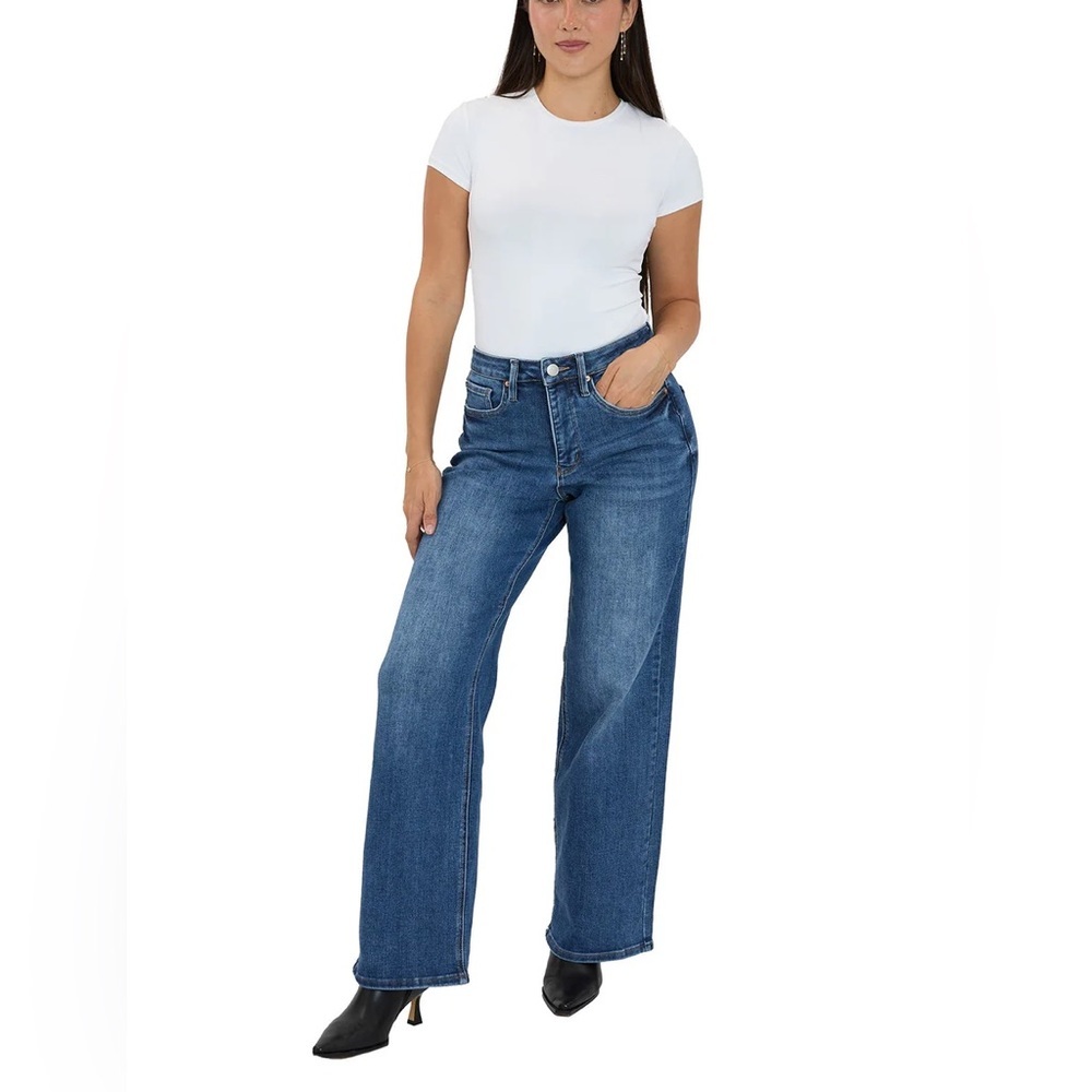 RFM Los Angeles CHLOE High Rise Wide Leg Jeans Size 9/29 Color 108T